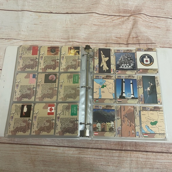 1991 Desert Storm Pro Set 253 Trading Cards In Card Binder - Picture 8 of 10